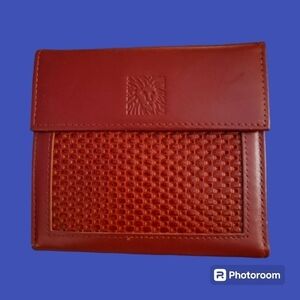 VTG ANNE KLEIN Tomato Red Leather Basket Weave Bi-fold Coin Wallet